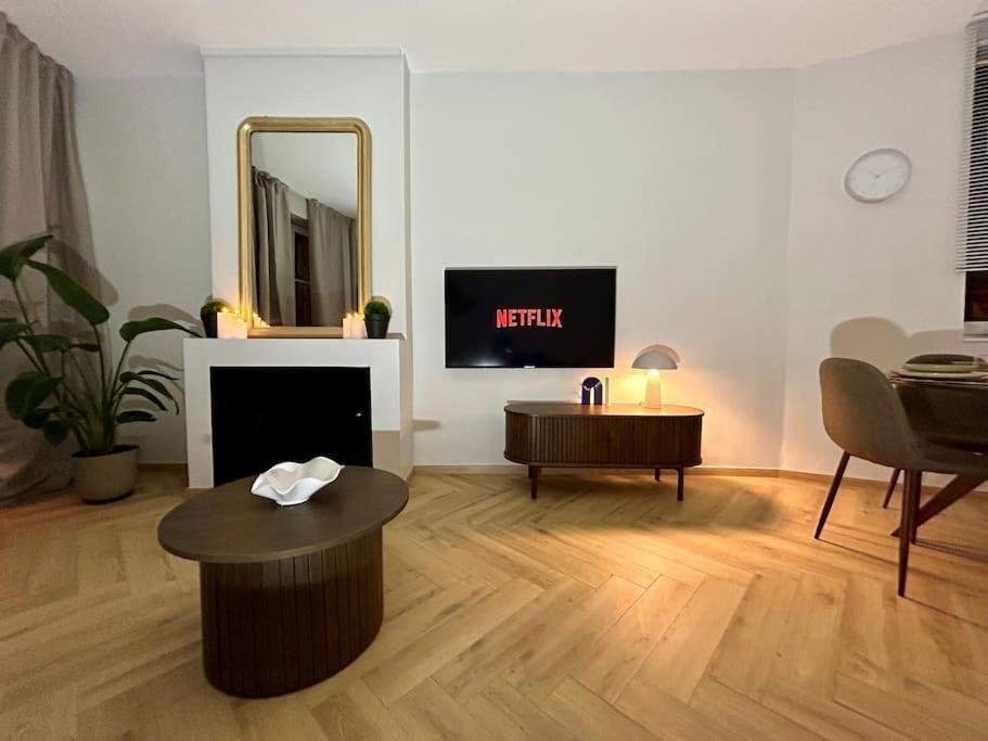 Hotel Metz Mon Amour, Un Sejour A 200M De La Cathedrale ! Classe 3 Etoiles ! Εξωτερικό φωτογραφία