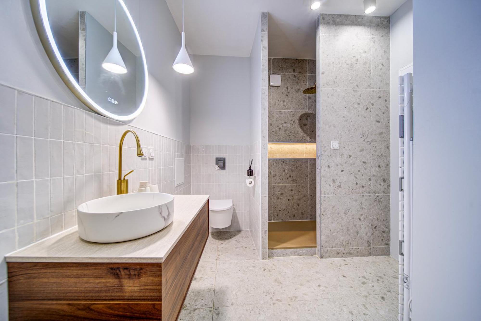 Hotel Metz Mon Amour, Un Sejour A 200M De La Cathedrale ! Classe 3 Etoiles ! Εξωτερικό φωτογραφία